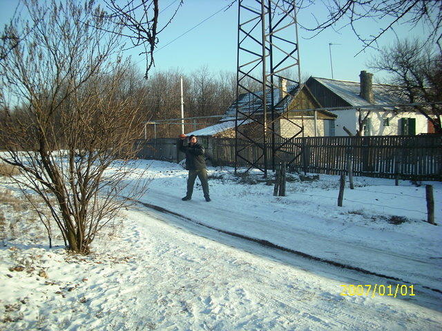 Even the brutal weather didn't stop these 'die hard' football guys from playing catch in the street.