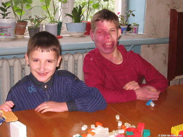 These freinds are working with legos.