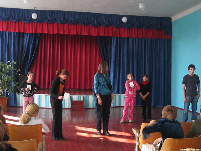 Later, she involves the audience in her presentation.