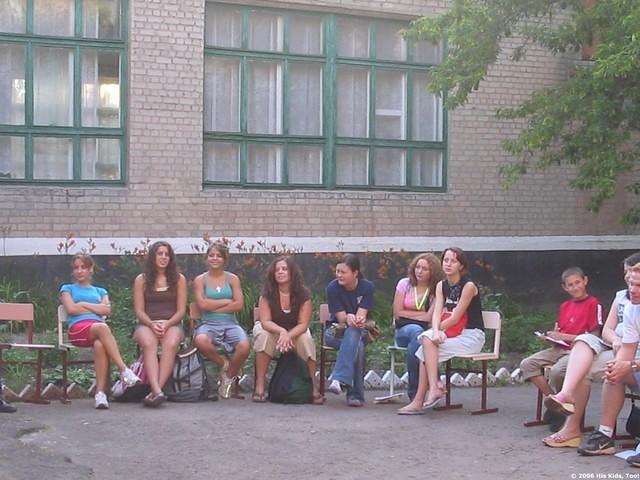We are happy to report, that we had the most visitors from the orphanage for the nightly Bibles studies!