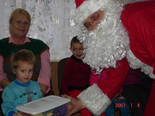 Every child at the facility received a box filled with conderful gifts.