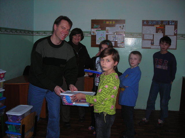 Exectuive Board members had a great tiime making the kids HAPPY!