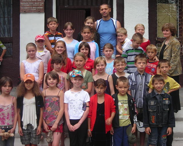 Igor's class of middle schoolers.