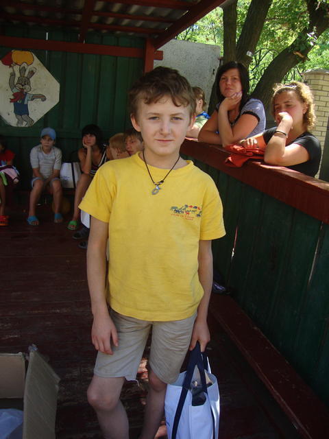 The shelter in Dzerzhinsk received camp bags filled with clothing and personal care bags.