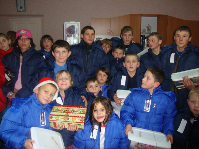 Children at Novghorosk also received heavy winter coats, thanks to Glendale Church of Christ.