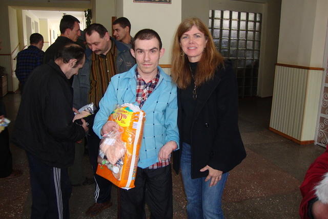 We were able to visit the 'Men's' facility in Makeevka, where we found our friend from Torez.