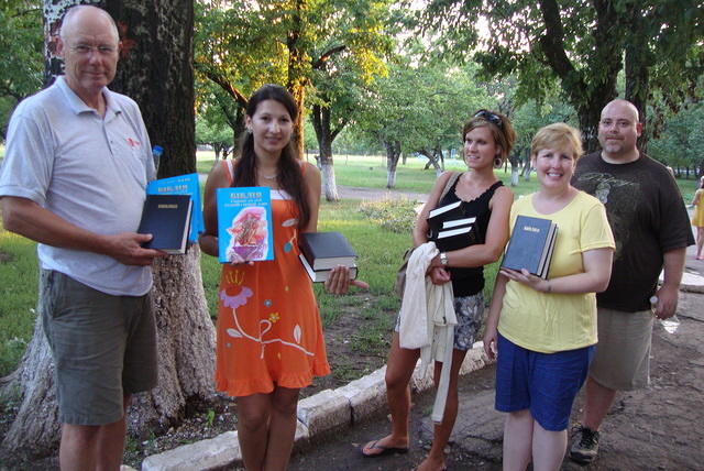 We were happy to present Bibles to a local Church of God.