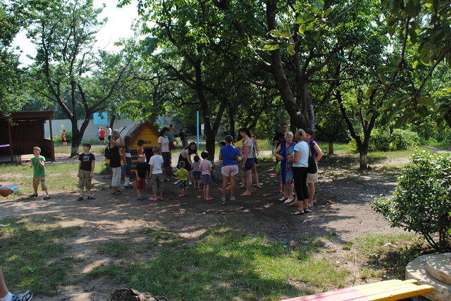 Thursday afternoon we were off to local Shelter to play with the kids.