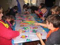 Children were kept busy with crafts.
