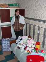 Teresa unloads aide to be left at this hospital.