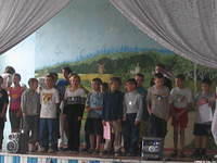 The next group (9-11 yrs.), led by Lynn A. (Memphis TN, but lives in Donetsk Ukraine), and Carol (Valdosta GA),  have the group
