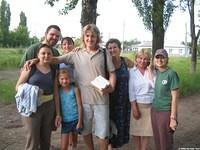 Dallas and Ashley bid a farewell to some of the church members