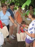 The day wrapped up with 'goody' filled canvas bags for everyone.