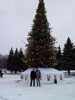 They paid a visit to the down Dzerzhinsk, where they had a wonderful 'Yolka'!