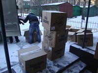 Before leaving Donetsk each day, we returned to Denis office to collect more boxes for the next day.