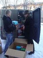 We found it best to remove boxes from shipping boxes for transport.