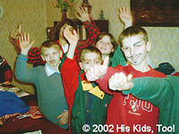 They give a 'thumbs up' to all Americans who are helping them!