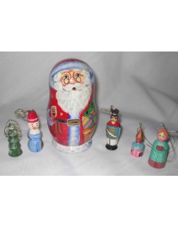 Ukrainian Doll with Ornaments #580
